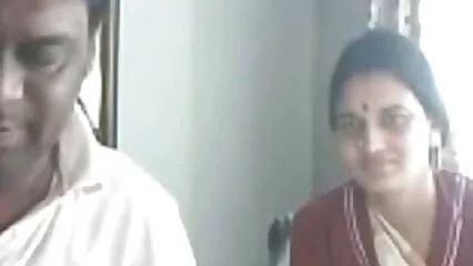 నీలం కళ్ళు సెక్స్ వీడియోస్ తెలుగు సెక్స్ వీడియోస్ అందం పట్టిక లోతైన ఆత్మవిశ్వాసం కుడుచు మరియు ఒక మనిషి యొక్క కమ్ మింగడానికి ఇష్టపడ్డారు